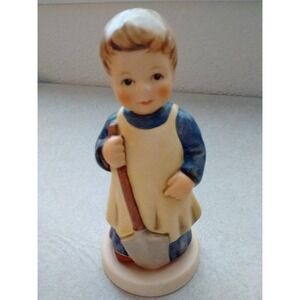 Goebel ML Hummel Club Membership Year 1998-9, Garden Treasures‎ 727 (1996)